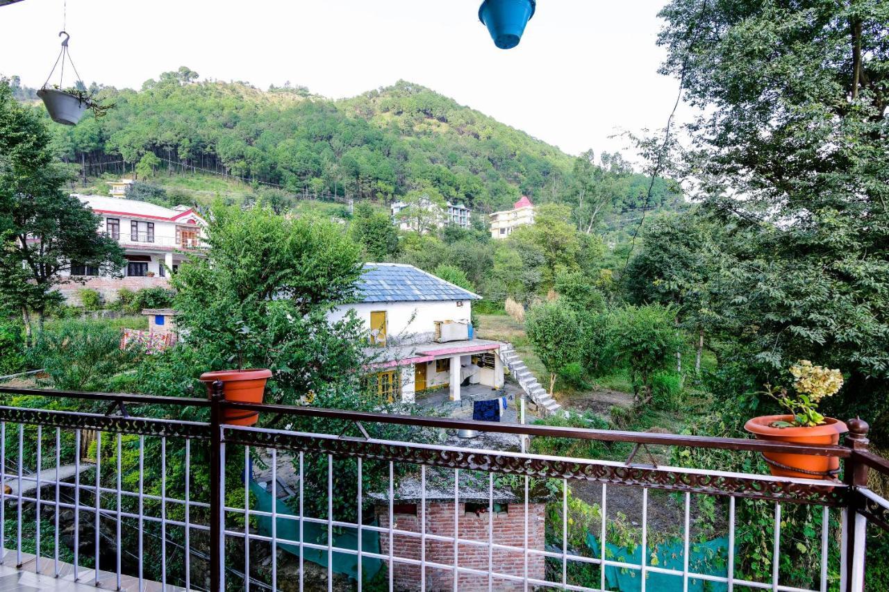 Oyo Home 13409 Cozy Stay Dharamshala Ngoại thất bức ảnh