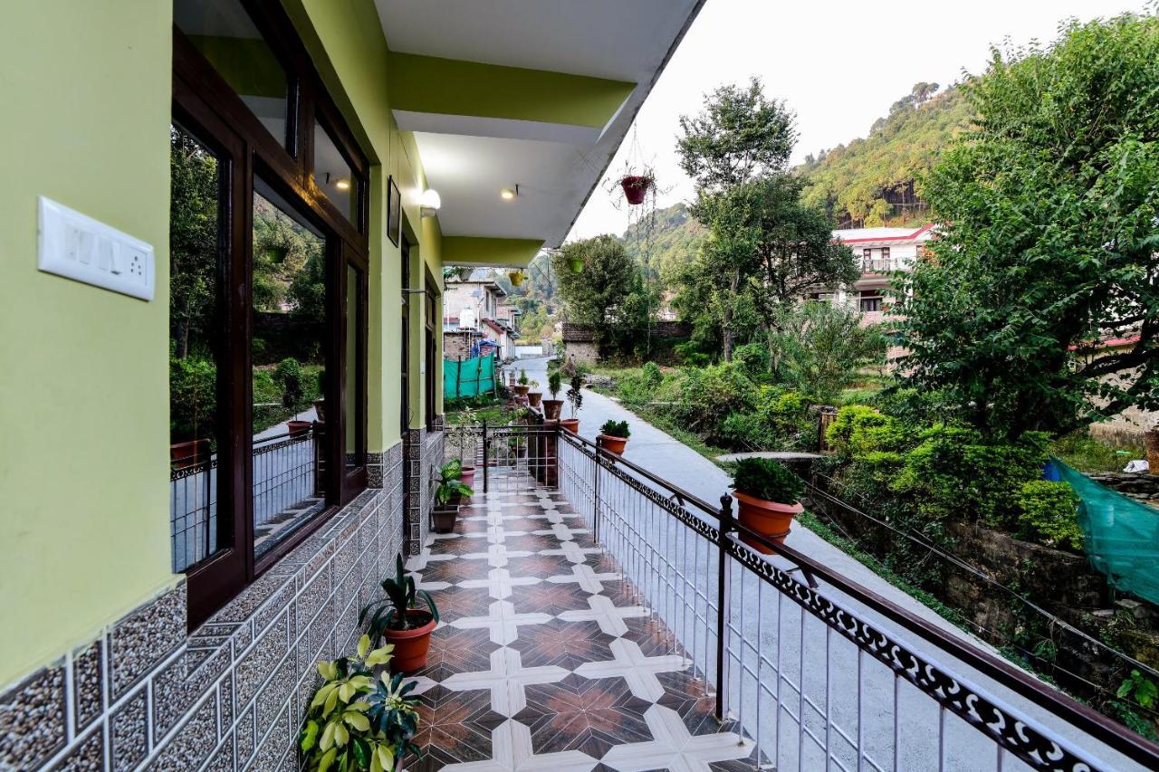 Oyo Home 13409 Cozy Stay Dharamshala Ngoại thất bức ảnh