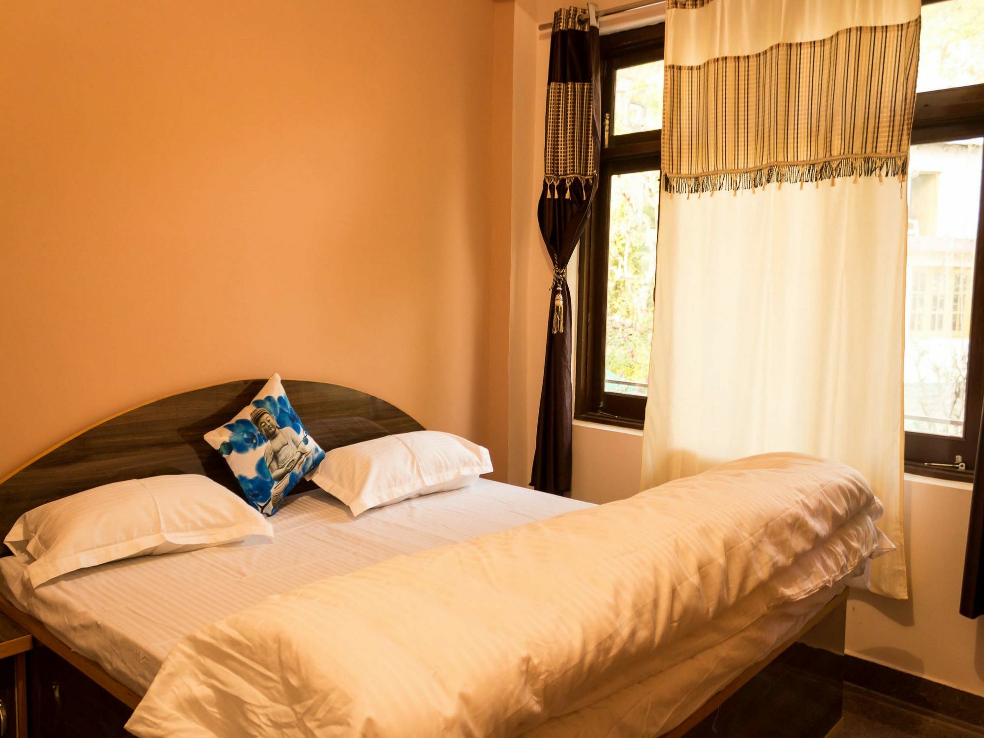 Oyo Home 13409 Cozy Stay Dharamshala Ngoại thất bức ảnh
